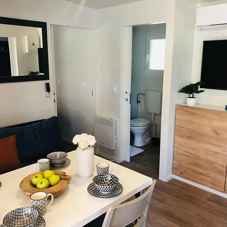 Affittacamere Mobile Home Biograd Soline Tree New *