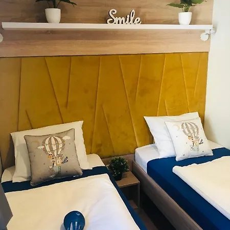 Mobile Home Biograd Soline Tree New Affittacamere *
