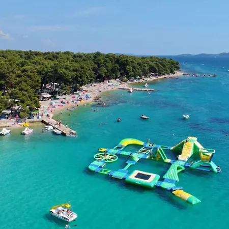Mobile Home Biograd Soline Tree New Affittacamere *