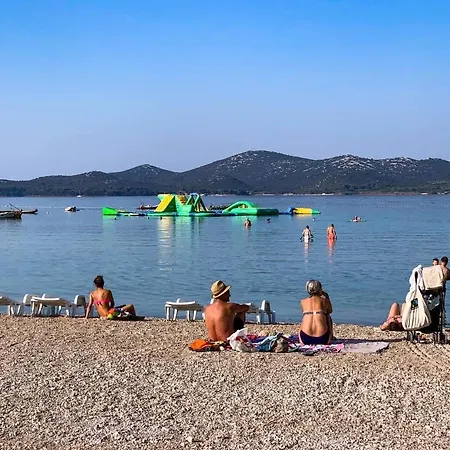 Affittacamere Mobile Home Biograd Soline Tree New